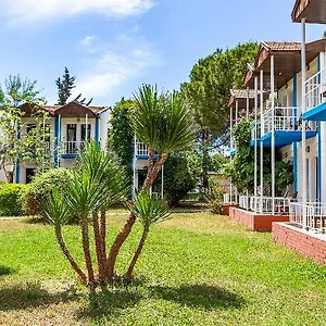 santa-family-club-hotel.aegeanhotels.net/
